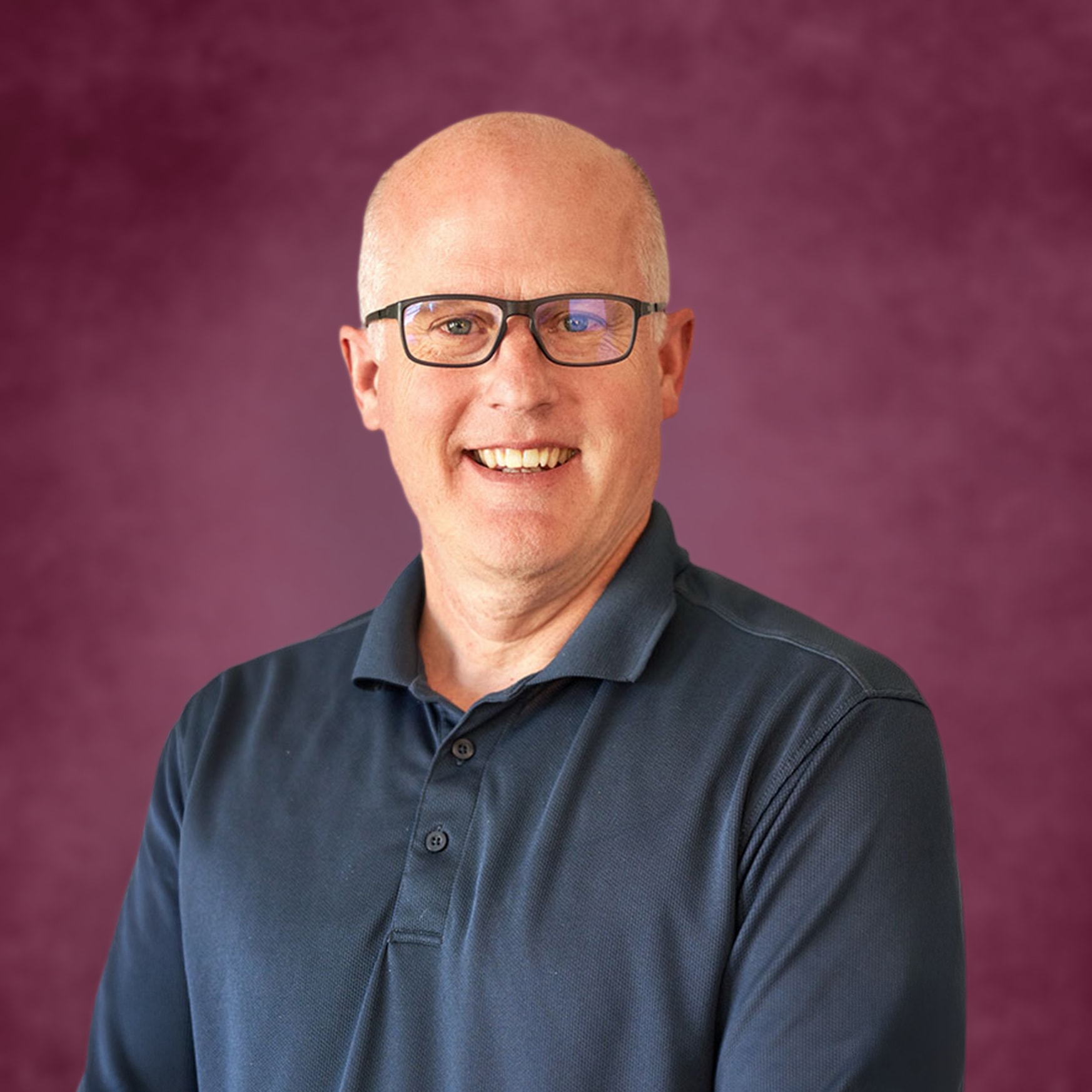 Headshot of Greg Sol